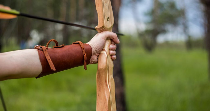 The Crossbow Vs Longbow – Which is better?